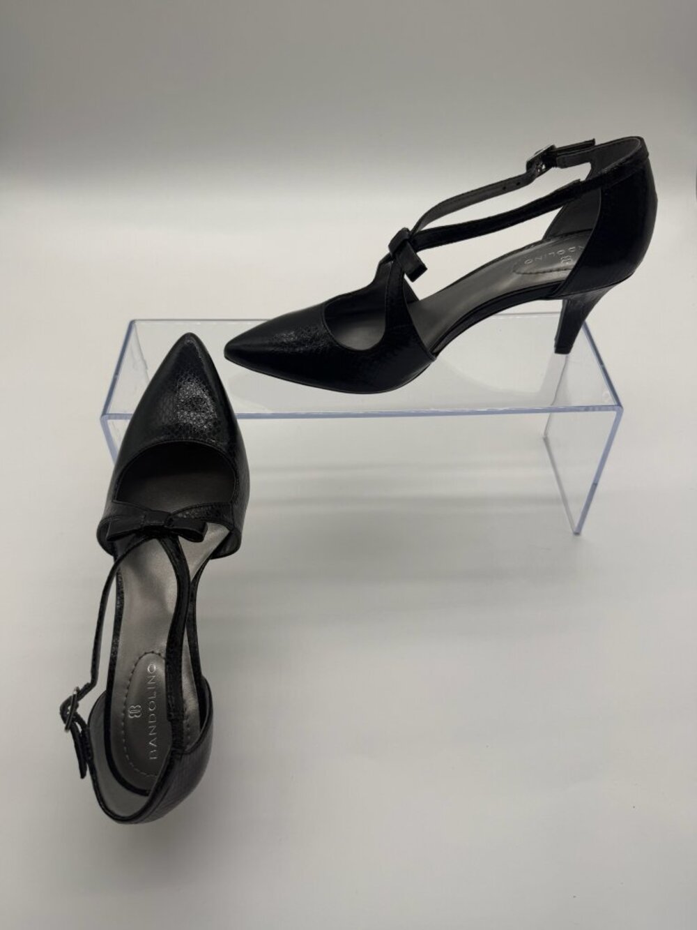 Bandolino Zeffer Black Snake Kitten Heels Size 5